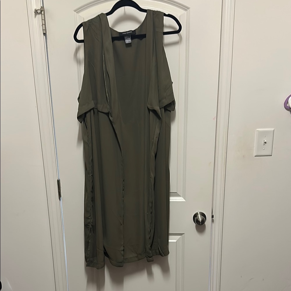 Elegant Olive Green Sleeveless Duster
